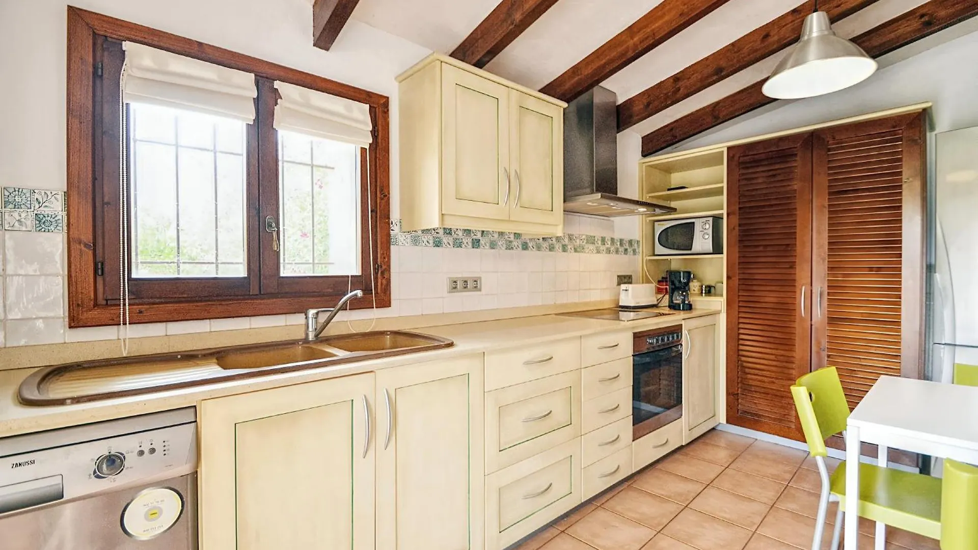 Villa Cadernera Vila Búger
