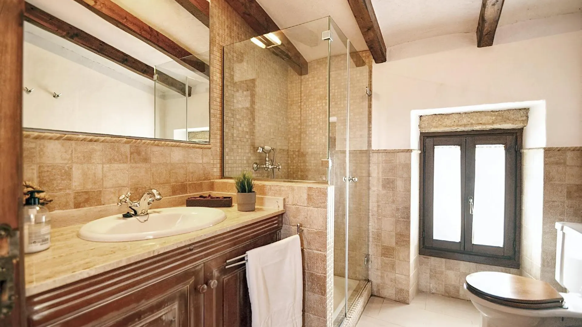 Cadernera Vila Búger Villa